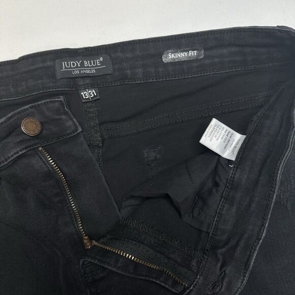 Judy Blue Jeans 13 31 Skinny Black Stretch Denim Leopard Animal Patch Distressed - Picture 10 of 14